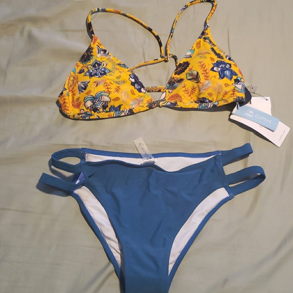 Swimming suit
